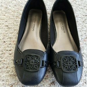 Christian Siriano black flats Delilah size 6.5 GUC